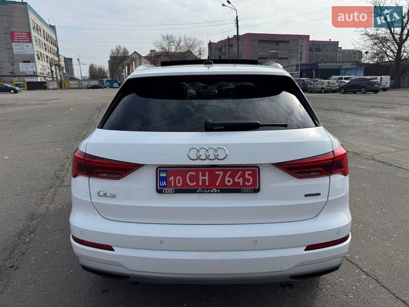 Внедорожник / Кроссовер Audi Q3 2019 в Киеве фото 5 Внедорожник / Кроссовер Audi Q3 2019 в Киеве