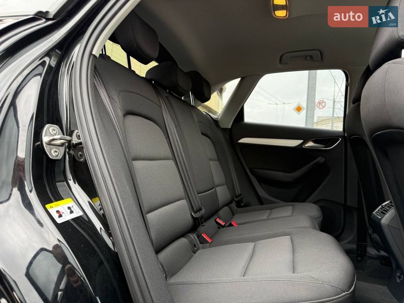 Позашляховик / Кросовер Audi Q3 2018 в Києві фото 11 Позашляховик / Кросовер Audi Q3 2018 в Києві