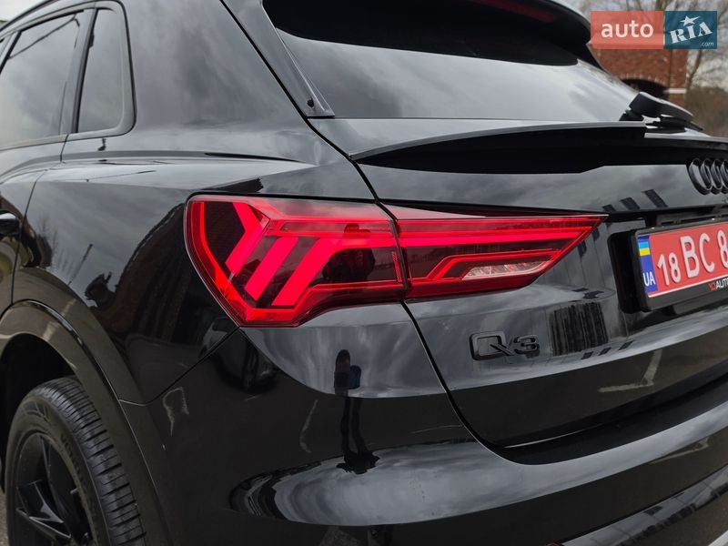 Позашляховик / Кросовер Audi Q3 2021 в Києві