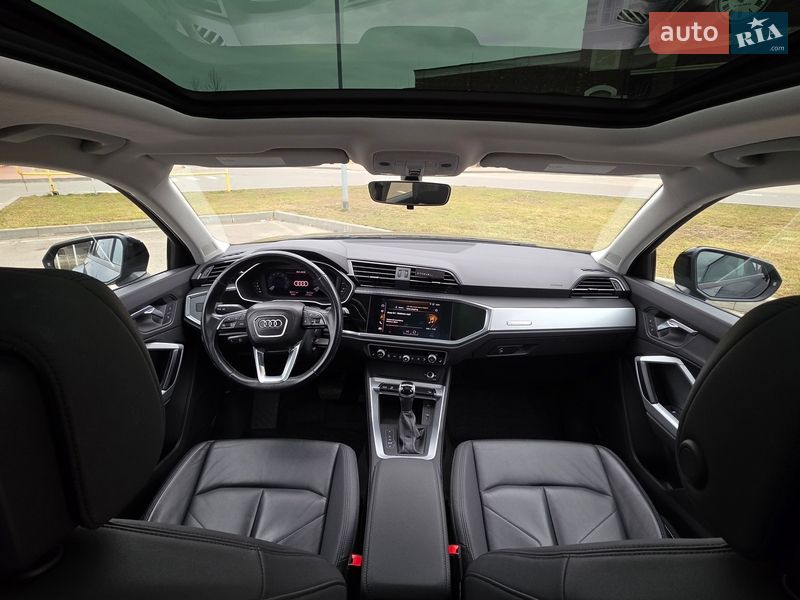 Позашляховик / Кросовер Audi Q3 2021 в Києві