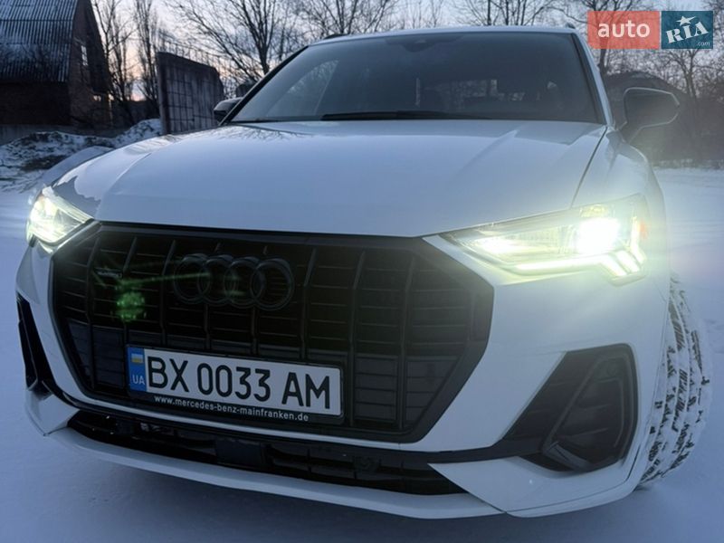 Внедорожник / Кроссовер Audi Q3 2022 в Каменец-Подольском
