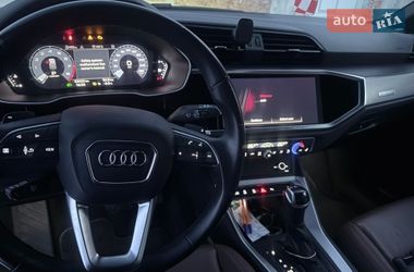 Внедорожник / Кроссовер Audi Q3 2022 в Каменец-Подольском