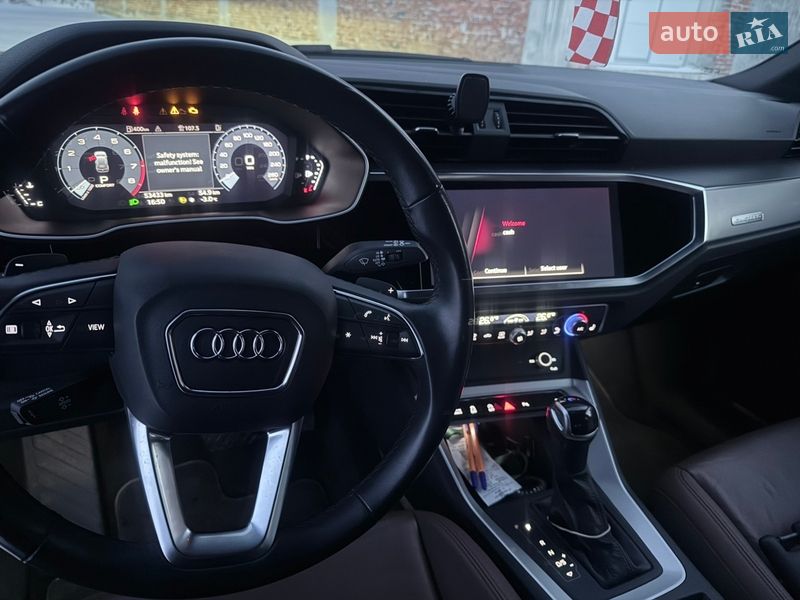 Внедорожник / Кроссовер Audi Q3 2022 в Каменец-Подольском