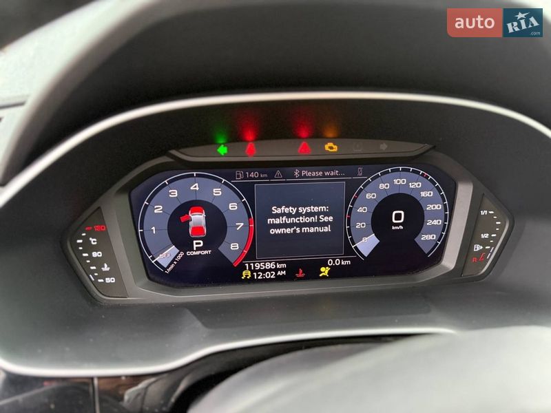 Внедорожник / Кроссовер Audi Q3 2019 в Киеве