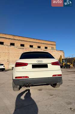 Позашляховик / Кросовер Audi Q3 2013 в Черкасах