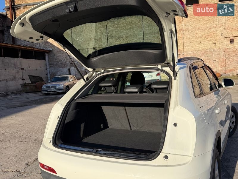 Позашляховик / Кросовер Audi Q3 2013 в Черкасах