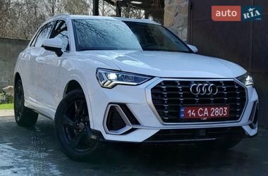 Позашляховик / Кросовер Audi Q3 2019 в Стрию