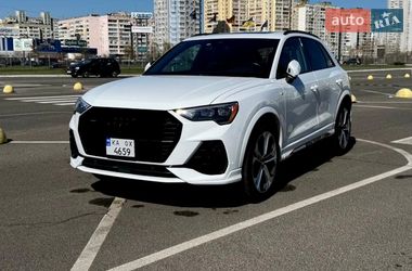 Позашляховик / Кросовер Audi Q3 2021 в Києві