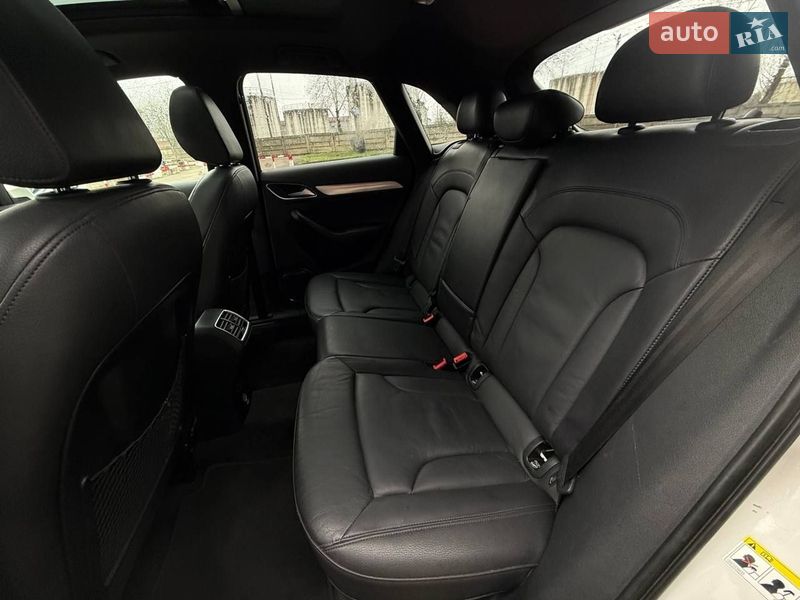 Позашляховик / Кросовер Audi Q3 2016 в Стрию