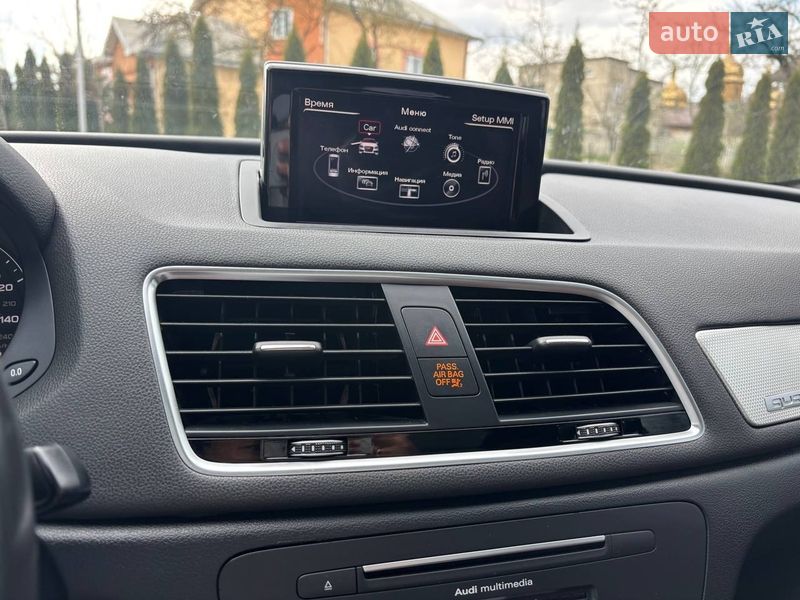 Позашляховик / Кросовер Audi Q3 2016 в Івано-Франківську