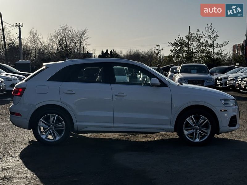 Позашляховик / Кросовер Audi Q3 2016 в Білогородці фото 5 Позашляховик / Кросовер Audi Q3 2016 в Білогородці