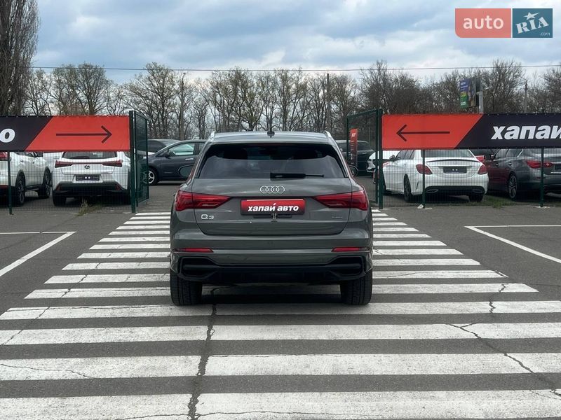 Позашляховик / Кросовер Audi Q3 2023 в Одесі