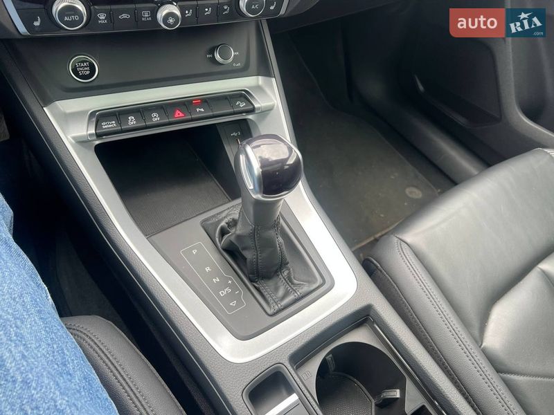 Позашляховик / Кросовер Audi Q3 2023 в Одесі