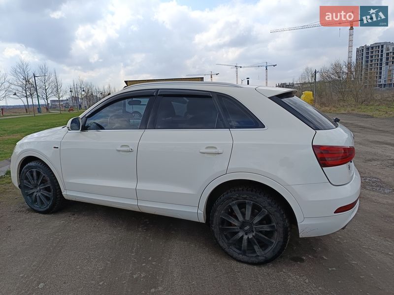 Позашляховик / Кросовер Audi Q3 2012 в Києві