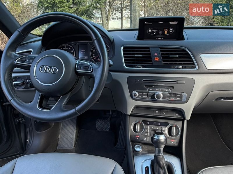 Позашляховик / Кросовер Audi Q3 2015 в Києві