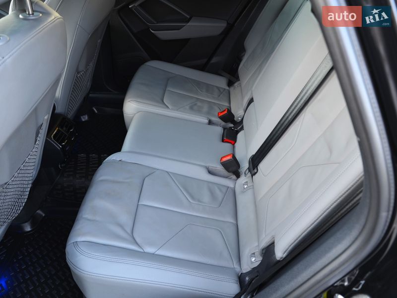 Позашляховик / Кросовер Audi Q3 2023 в Києві