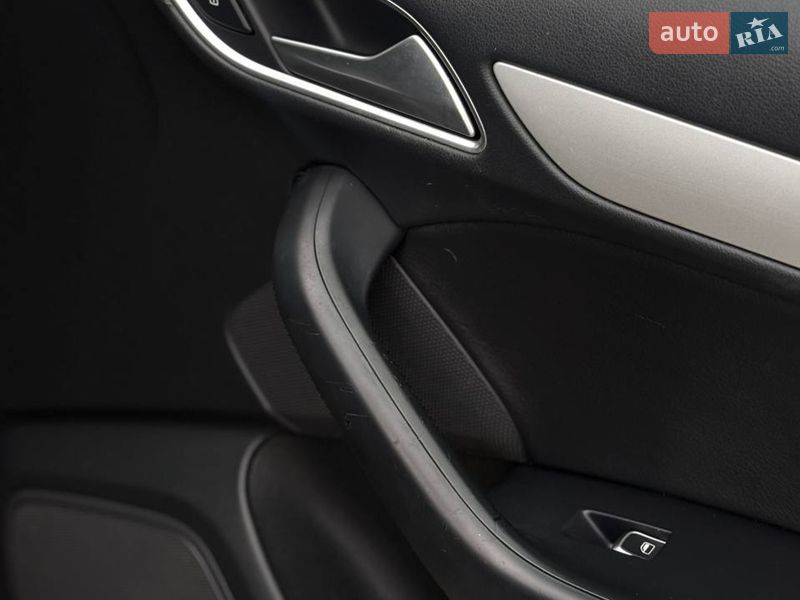 Позашляховик / Кросовер Audi Q3 2017 в Стрию