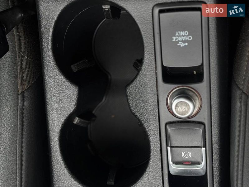 Позашляховик / Кросовер Audi Q3 2017 в Стрию