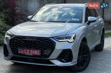 Позашляховик / Кросовер Audi Q3 2021 в Стрию