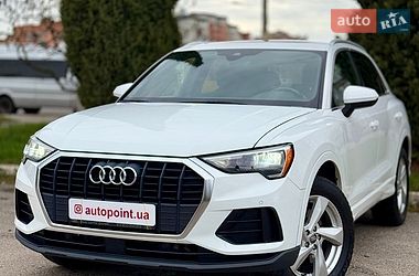 Внедорожник / Кроссовер Audi Q3 2019 в Сумах