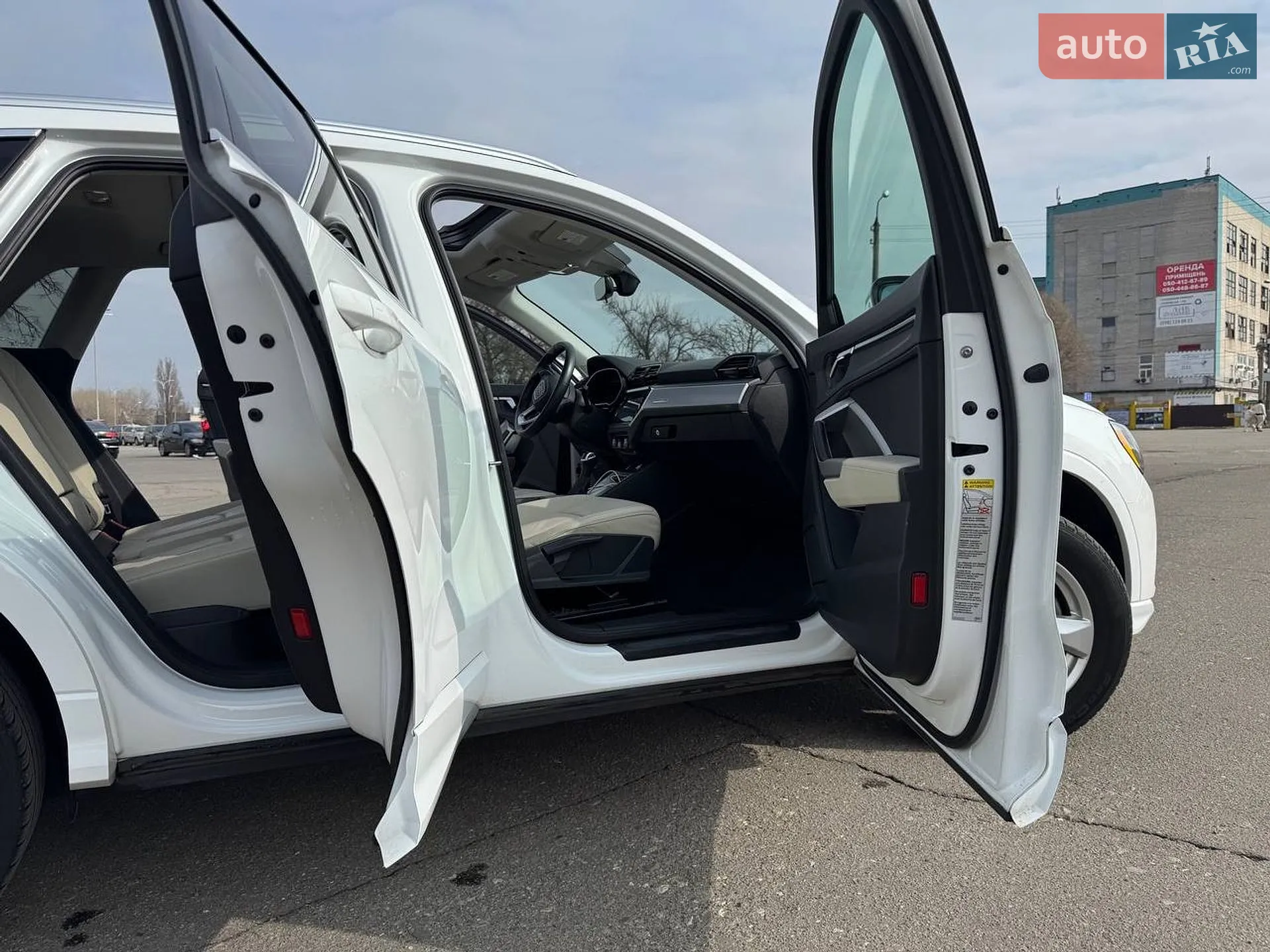 2019 Audi Q3 - мініатюра 14