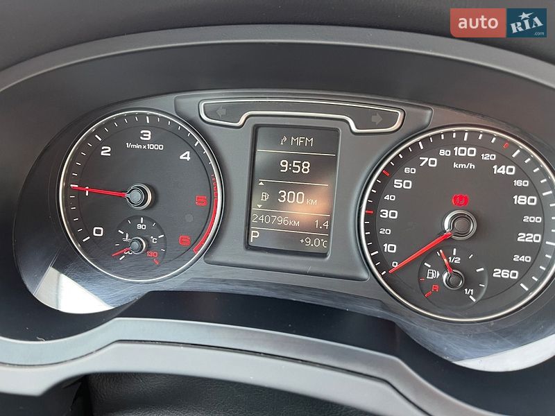 Внедорожник / Кроссовер Audi Q3 2012 в Харькове