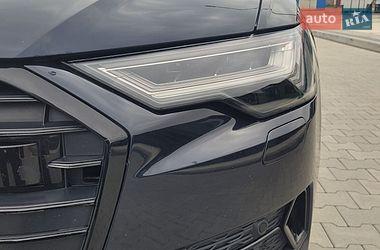 Внедорожник / Кроссовер Audi Q3 2018 в Киеве
