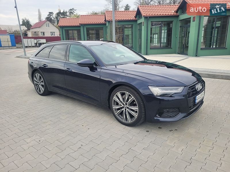 Внедорожник / Кроссовер Audi Q3 2018 в Киеве