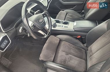 Внедорожник / Кроссовер Audi Q3 2018 в Киеве