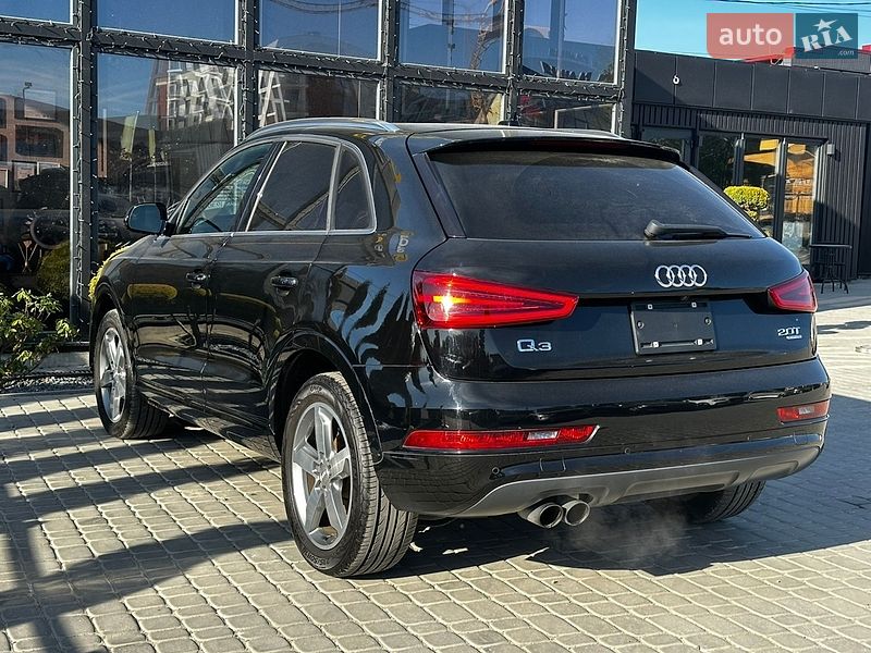 Позашляховик / Кросовер Audi Q3 2015 в Львові