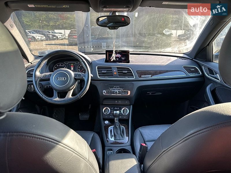 Внедорожник / Кроссовер Audi Q3 2014 в Львове