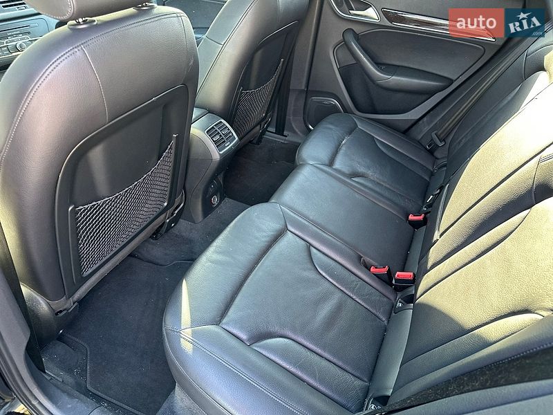 Внедорожник / Кроссовер Audi Q3 2014 в Львове