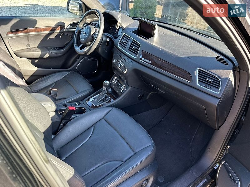 Внедорожник / Кроссовер Audi Q3 2014 в Львове