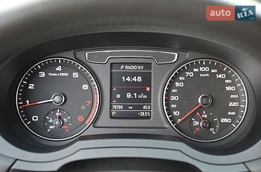 Внедорожник / Кроссовер Audi Q3 2016 в Харькове