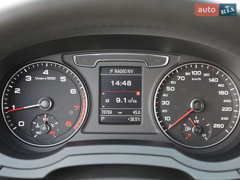Внедорожник / Кроссовер Audi Q3 2016 в Харькове
