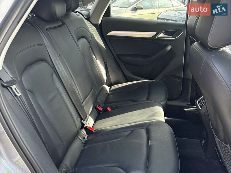 Внедорожник / Кроссовер Audi Q3 2016 в Стрые