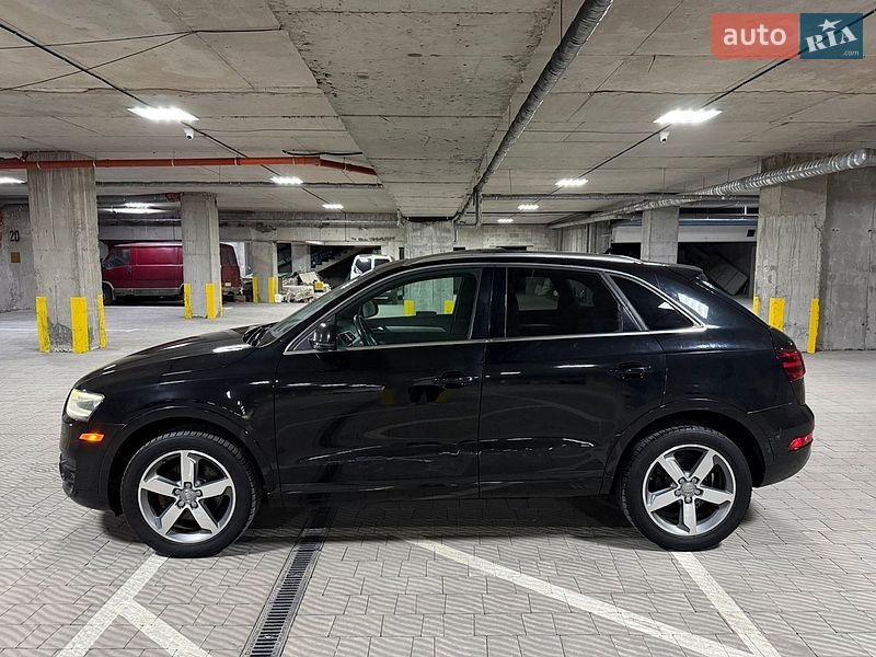 Внедорожник / Кроссовер Audi Q3 2014 в Тернополе