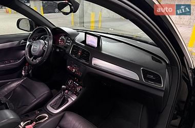 Внедорожник / Кроссовер Audi Q3 2014 в Тернополе