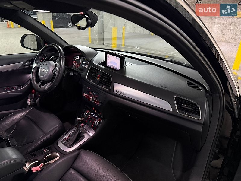Внедорожник / Кроссовер Audi Q3 2014 в Тернополе