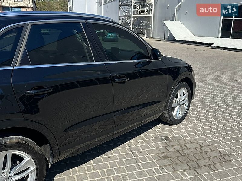 Внедорожник / Кроссовер Audi Q3 2015 в Одессе