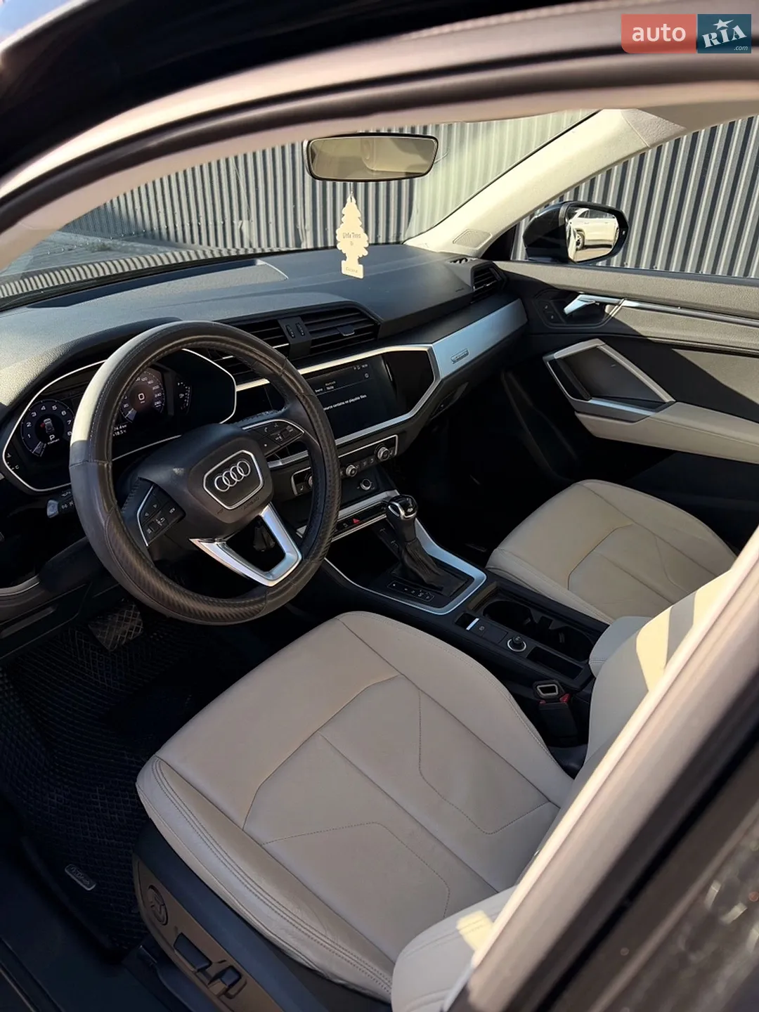 2019 Audi Q3 - мініатюра 10