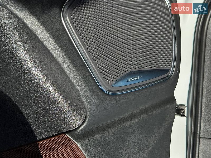 Внедорожник / Кроссовер Audi Q3 2016 в Ровно