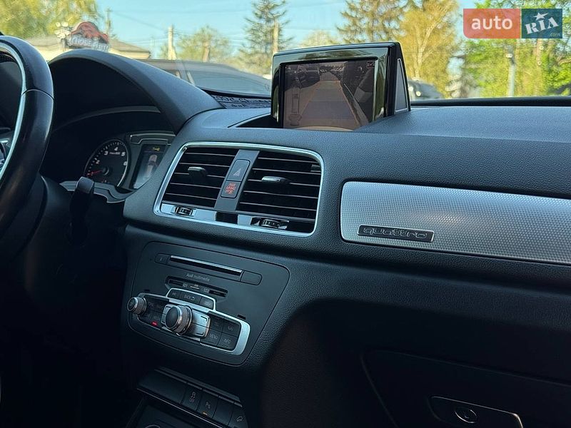 Внедорожник / Кроссовер Audi Q3 2016 в Ровно