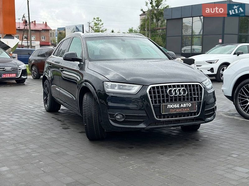 Позашляховик / Кросовер Audi Q3 2014 в Львові