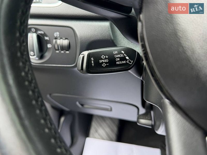 Позашляховик / Кросовер Audi Q3 2014 в Львові