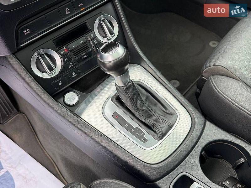Позашляховик / Кросовер Audi Q3 2014 в Львові