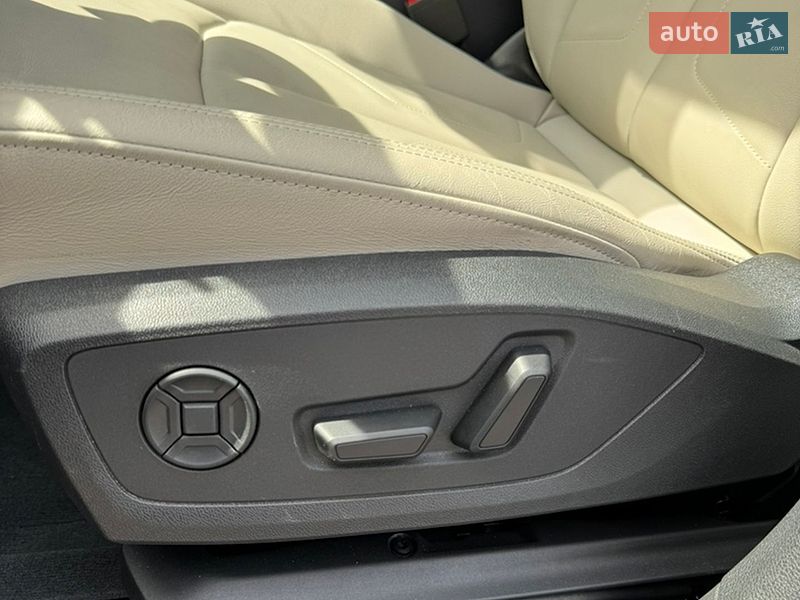 Внедорожник / Кроссовер Audi Q3 2024 в Белой Церкви