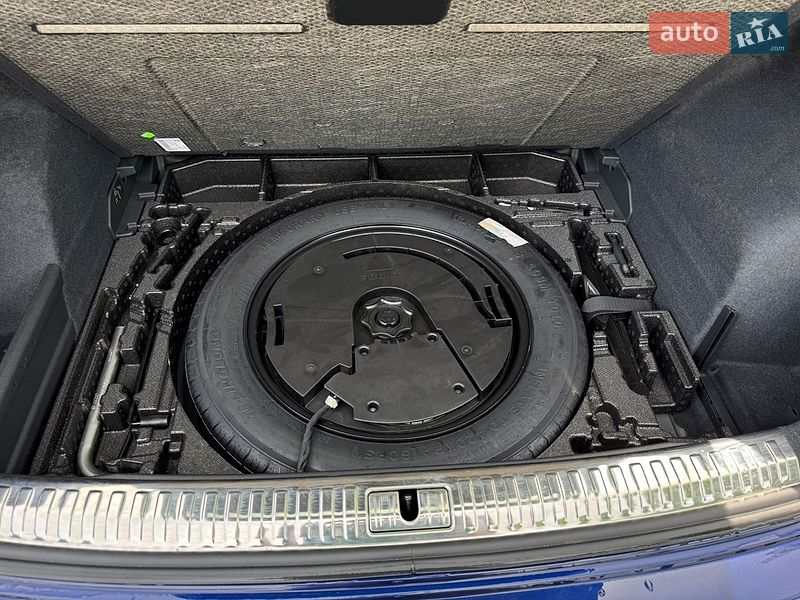 Внедорожник / Кроссовер Audi Q3 2024 в Белой Церкви