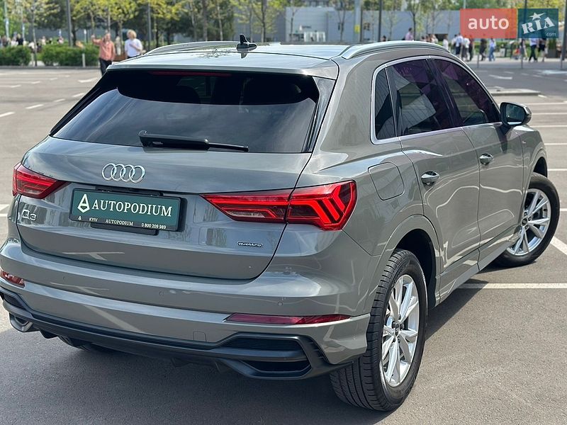Внедорожник / Кроссовер Audi Q3 2020 в Киеве