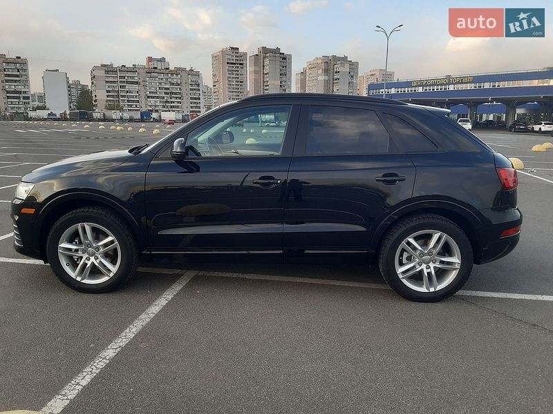Позашляховик / Кросовер Audi Q3 2018 в Києві